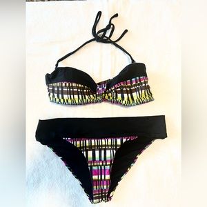 Rose Bule bikini